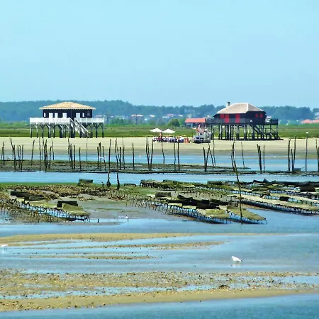 Terre Et Mer-1 By Interhome 公寓